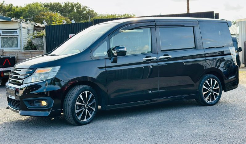 
								Honda Stepwagon 2.0 Spada 8 Seater Automatic Petrol MPV full									