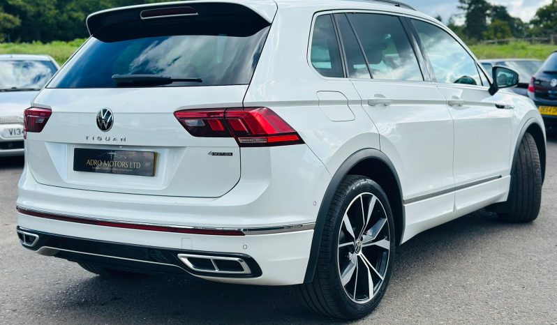 
								Volkswagen Tiguan R Line 2.0 TDI DSG Automatic Diesel SUV full									
