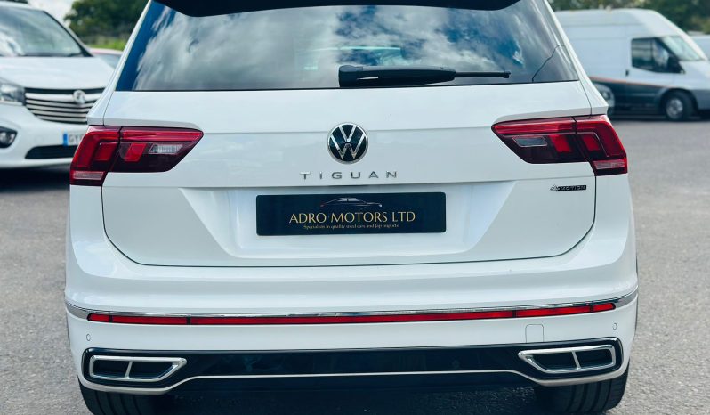 
								Volkswagen Tiguan R Line 2.0 TDI DSG Automatic Diesel SUV full									