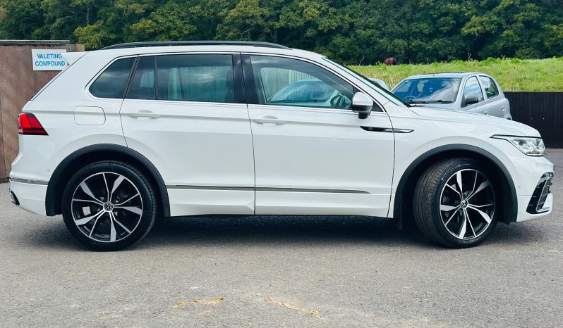 
								Volkswagen Tiguan R Line 2.0 TDI DSG Automatic Diesel SUV full									