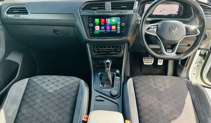 
								Volkswagen Tiguan R Line 2.0 TDI DSG Automatic Diesel SUV full									
