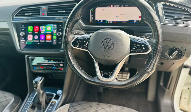 
								Volkswagen Tiguan R Line 2.0 TDI DSG Automatic Diesel SUV full									