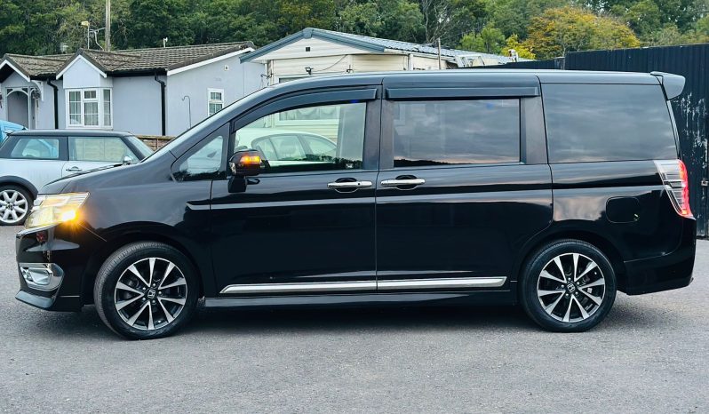 
								Honda Stepwagon 2.0 Spada 8 Seater Automatic MPV full									
