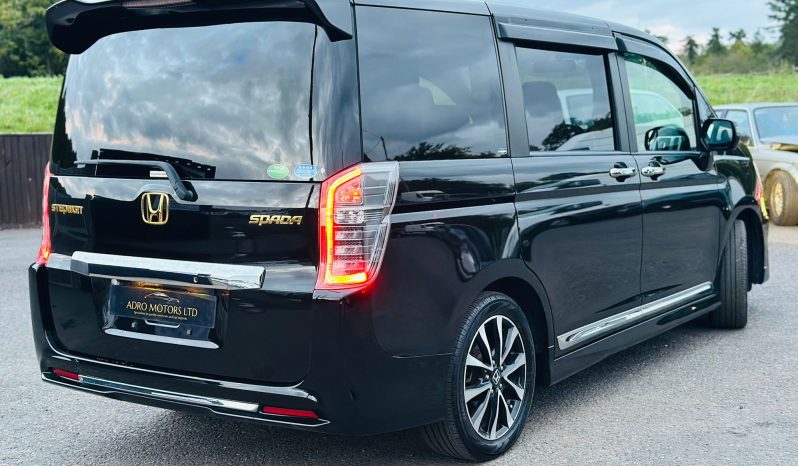 
								Honda Stepwagon 2.0 Spada 8 Seater Automatic MPV full									