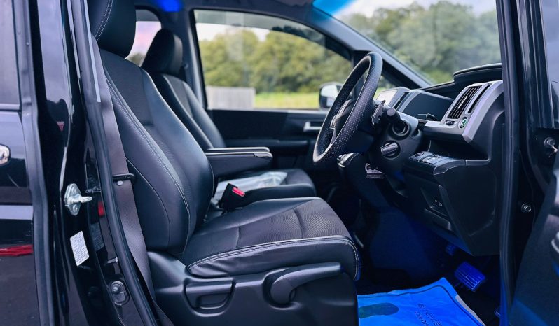 
								Honda Stepwagon 2.0 Spada 8 Seater Automatic MPV full									