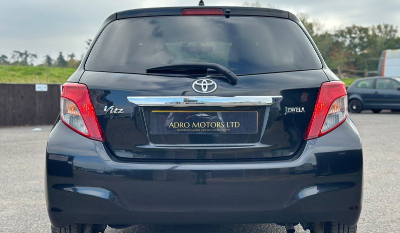 
								Toyota Yaris 1.0 Automatic VVTi 5-Door Petrol Hatchback full									
