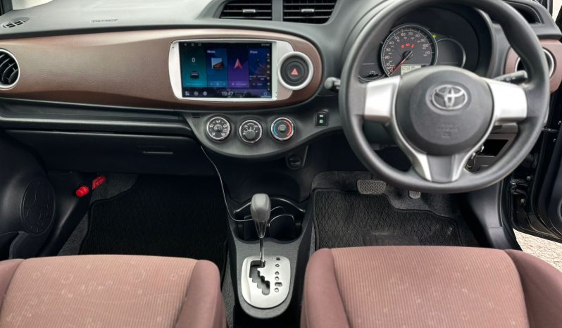 
								Toyota Yaris 1.0 Automatic VVTi 5-Door Petrol Hatchback full									