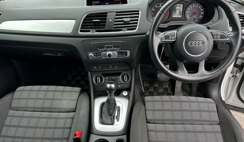 
								Audi Q3 1.4 COD TFSI Sportback full									