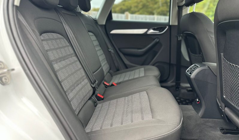 
								Audi Q3 1.4 COD TFSI Sportback full									