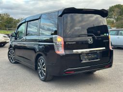 
										Honda Stepwagon Spada Z cooling 2.0 Petrol Automatic MPV full									