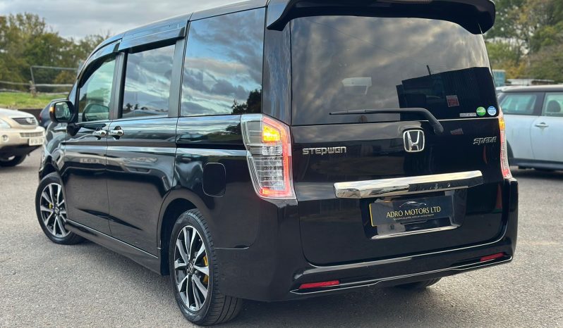 
								Honda Stepwagon Spada Z cooling 2.0 Petrol Automatic MPV full									