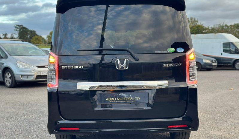 
								Honda Stepwagon Spada Z cooling 2.0 Petrol Automatic MPV full									