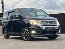 Honda Stepwagon Spada Z cooling 2.0 Petrol Automatic MPV