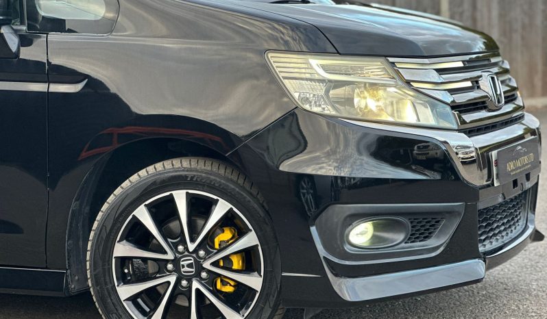 
								Honda Stepwagon Spada Z cooling 2.0 Petrol Automatic MPV full									