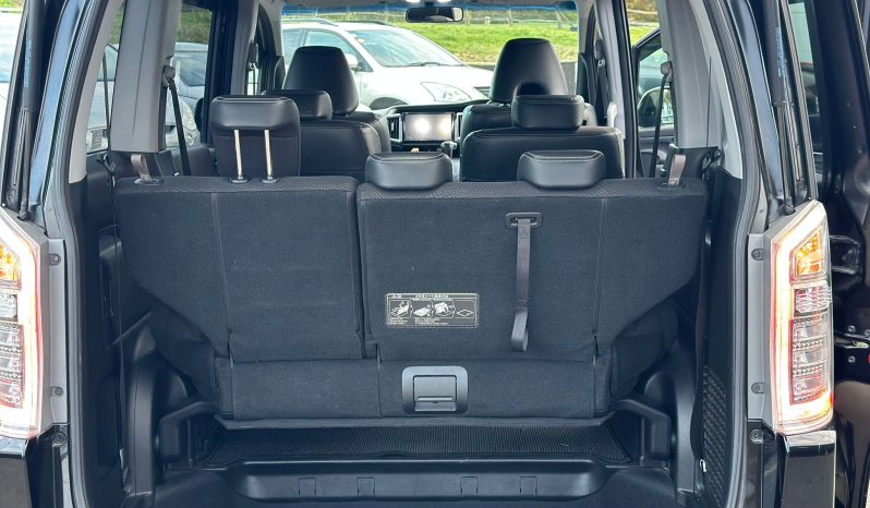 
								Honda Stepwagon Spada Z cooling 2.0 Petrol Automatic MPV full									