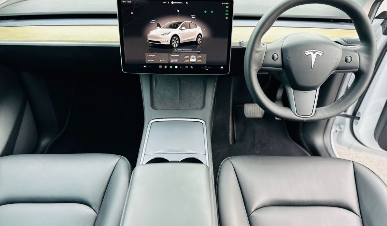 
								Tesla Model Y Automatic Electric SUV full									