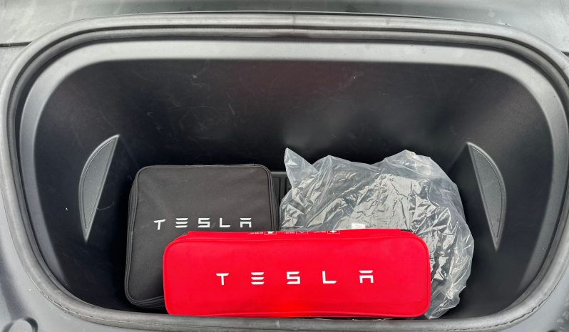 
								Tesla Model Y Automatic Electric SUV full									