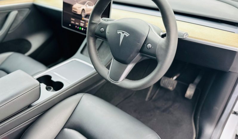 
								Tesla Model Y Automatic Electric SUV full									