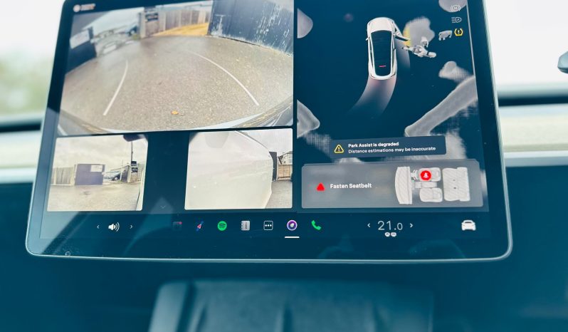 
								Tesla Model Y Automatic Electric SUV full									