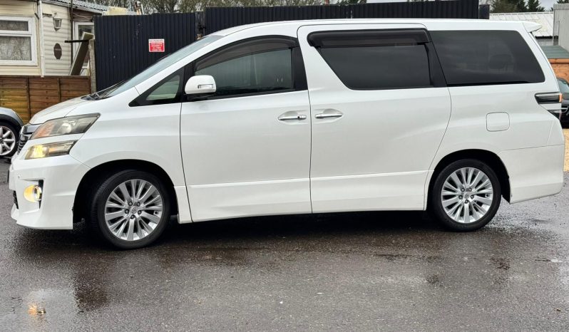 
								Toyota Vellfire 240S Z Edition 7 Seater Automatic Petrol MPV full									