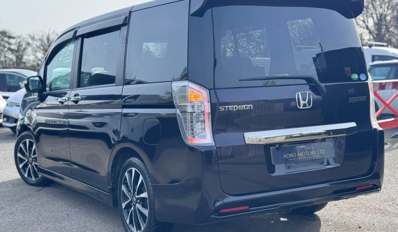 
								Honda Stepwagon Spada Z Cooling 2.0 Automatic Petrol 8 Seater MPV full									