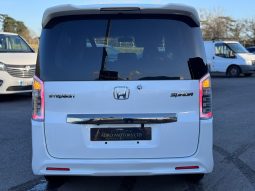 
										Honda Stepwagon Spada Z Cooling 2.0 8 Seater Automatic Petrol MPV full									