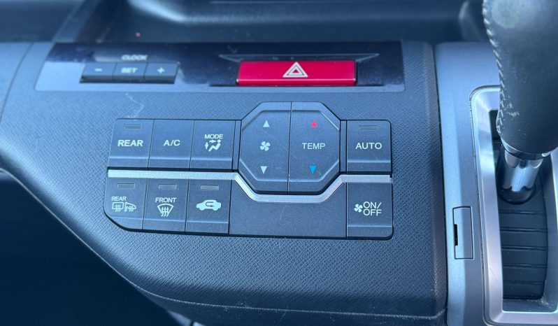 
								Honda Stepwagon Spada Z Cooling 2.0 8 Seater Automatic Petrol MPV full									