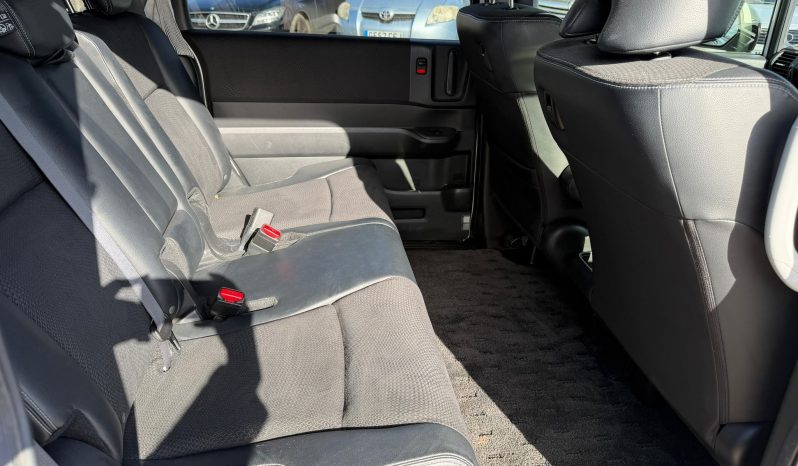 
								Honda Stepwagon Spada 2.0 Z Cooling Spirit 8 Seater Automatic Petrol MPV full									