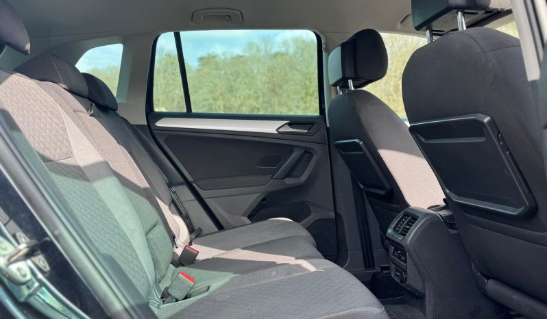 
								Volkswagen Tiguan 1.5 TSI EVO Match 6 Speed Manual Petrol SUV full									