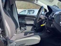 
										Volkswagen High Up! Automatic Petrol Hatchback full									