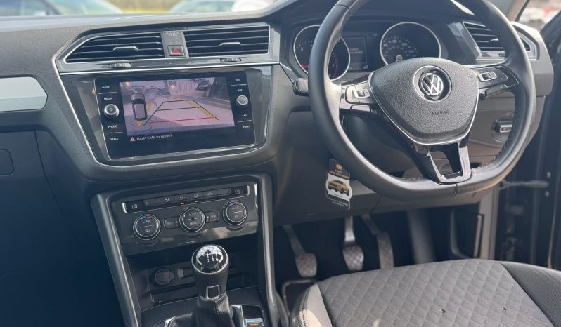 
								Volkswagen Tiguan 1.5 TSI EVO Match 6 Speed Manual Petrol SUV full									