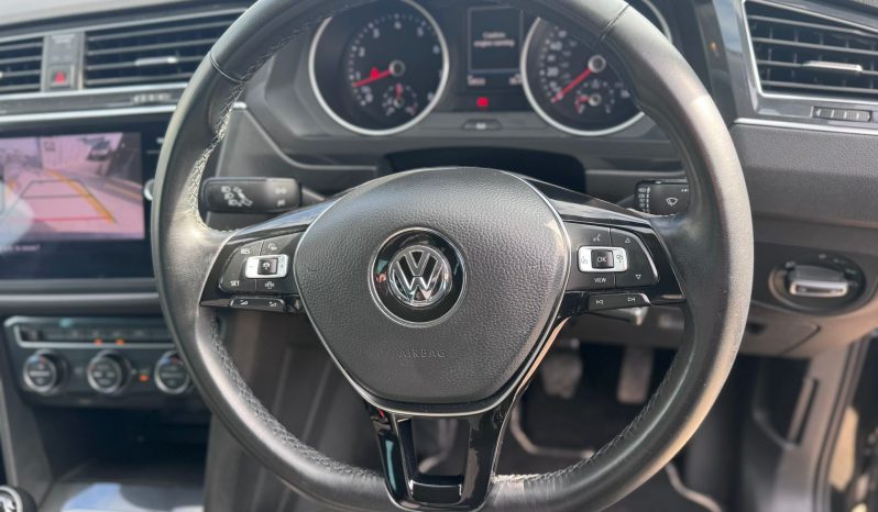 
								Volkswagen Tiguan 1.5 TSI EVO Match 6 Speed Manual Petrol SUV full									