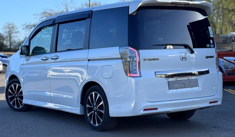 
								Honda Stepwagon Spada 2.0 Z Cool Spirit Automatic Petrol MPV full									