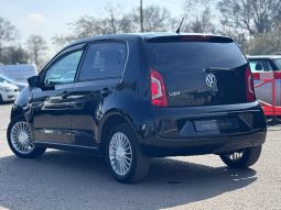 
										Volkswagen High Up! Automatic Petrol Hatchback full									