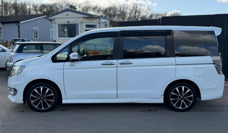 
								Honda Stepwagon Spada 2.0 Z Cooling Spirit 8 Seater Automatic Petrol MPV full									
