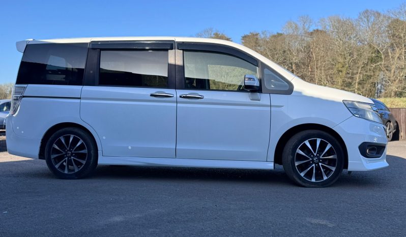 
								Honda Stepwagon Spada 2.0 Z Cool Spirit Automatic Petrol MPV full									