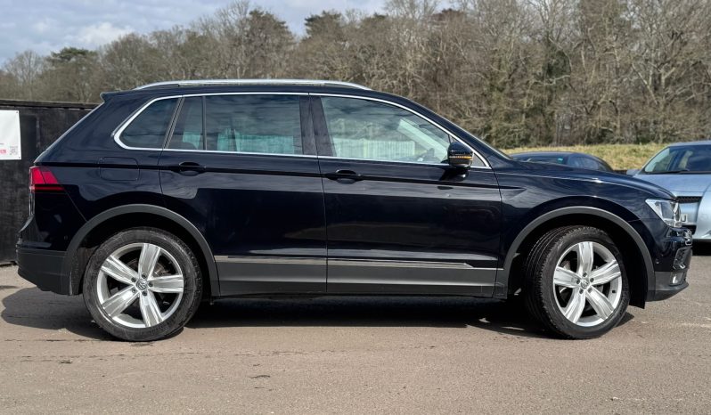 
								Volkswagen Tiguan 1.5 TSI EVO Match 6 Speed Manual Petrol SUV full									