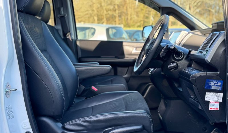 
								Honda Stepwagon Spada 2.0 Z Cool Spirit Automatic Petrol MPV full									