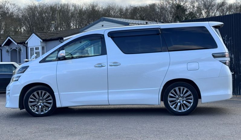 
								Toyota Vellfire Golden Eyes 2.4 Automatic Petrol MPV full									
