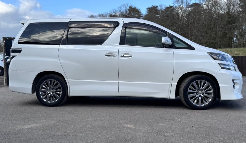 
								Toyota Vellfire Golden Eyes 2.4 Automatic Petrol MPV full									