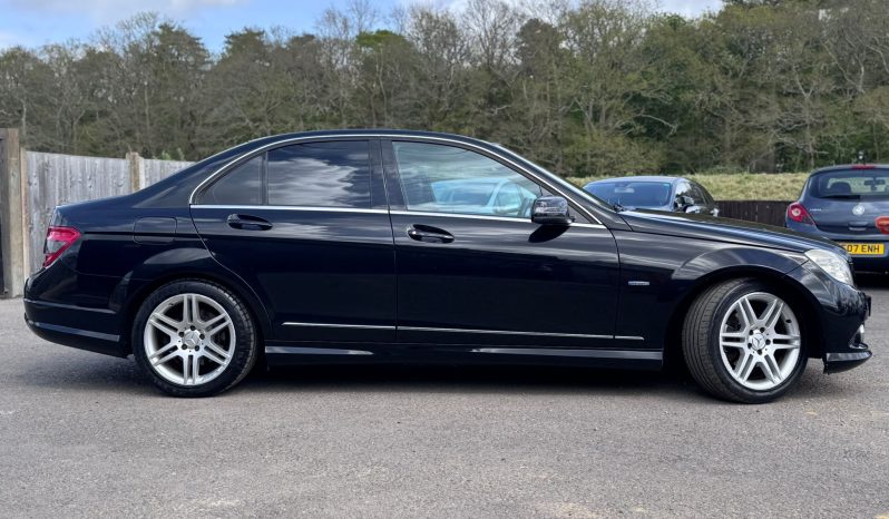 
								Mercedes C180 Kompressor 1.6 Automatic Petrol Saloon full									