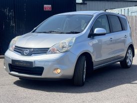 Nissan Note 1.6 Tekna Automatic Petrol Hatchback