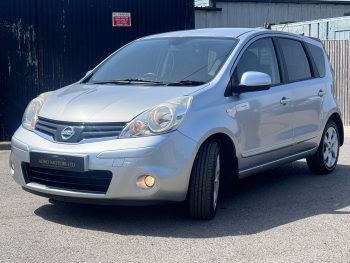 Nissan Note 1.6 Tekna Automatic Petrol Hatchback