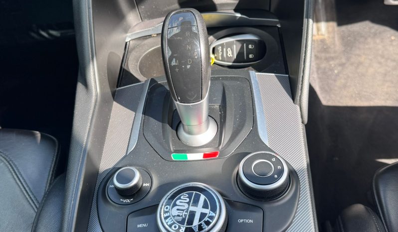 
								Alfa Romeo Gilliam 2.2 JTDM-2 180 Speciale Diesel Automatic Saloon full									