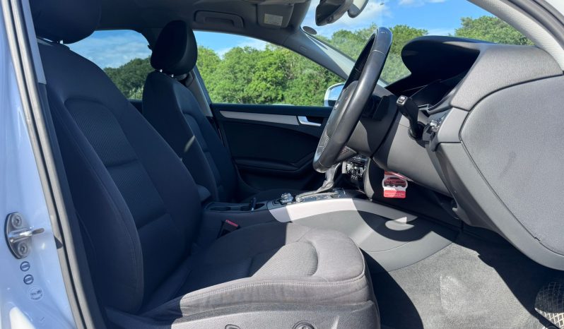 
								Audi A4 2.0T Quattro S Tronic Automatic Petrol Saloon full									