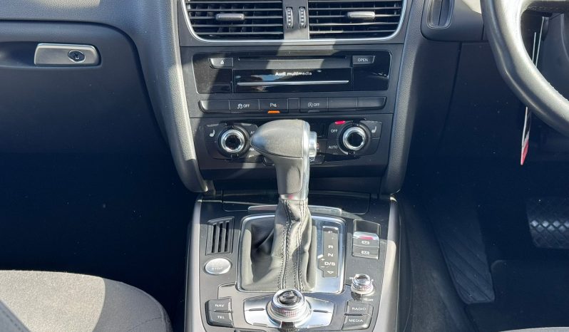 
								Audi A4 2.0T Quattro S Tronic Automatic Petrol Saloon full									