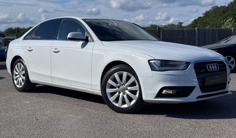
								Audi A4 2.0T Quattro S Tronic Automatic Petrol Saloon full									