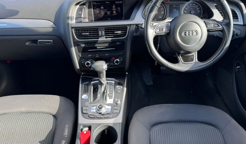 
								Audi A4 2.0T Quattro S Tronic Automatic Petrol Saloon full									