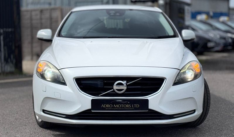 
								Volvo V40 1.6 T4 SE Lux Automatic Petrol Hatchback full									