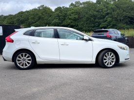 Volvo V40 1.6 T4 SE Lux Automatic Petrol Hatchback